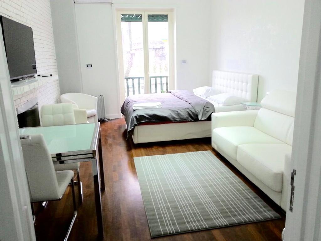 Municipio Prestige Guest house Naples